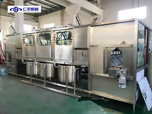 員工離職，桶裝水灌裝機廠家拒留“職場巨嬰”